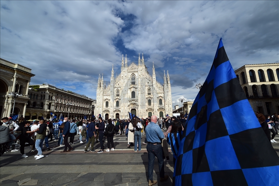 Inter supporters celebrates Italian serie A championship victory