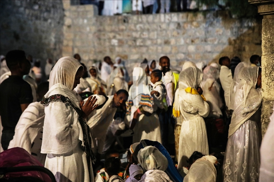Christians mark 'Holy Saturday' in Jerusalem