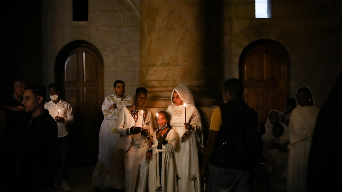 Christians mark 'Holy Saturday' in Jerusalem