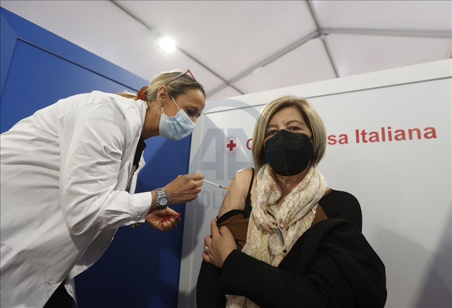 Inauguration of a new Covid-19 vaccine hub in Rome