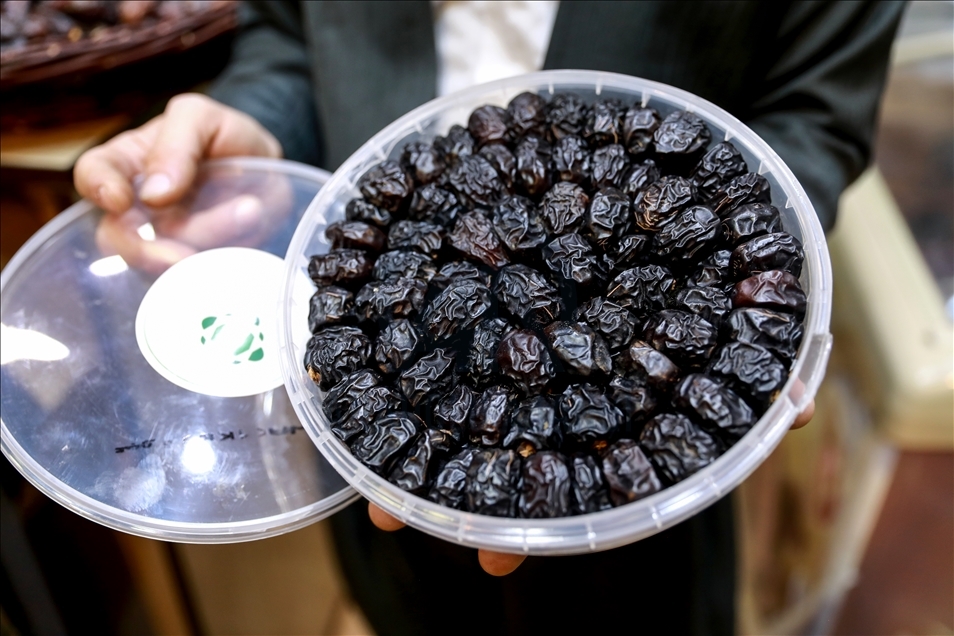 خورما خواردنی دڵخوازی سەر خوانی بەربانگ