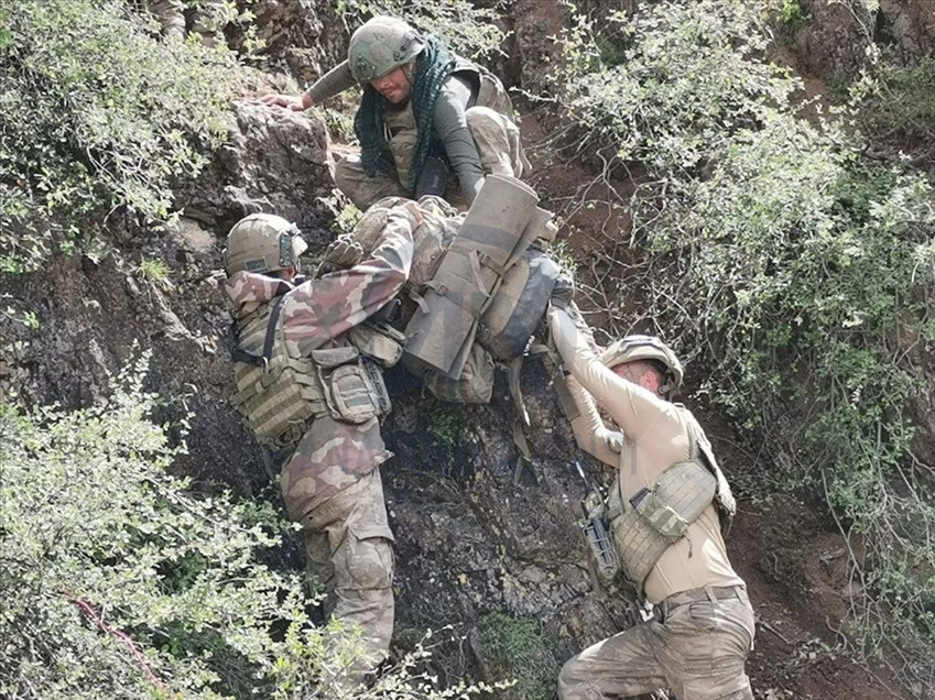 "الدفاع التركية" تنشر صورا للعمليات المتواصلة شمالي العراق