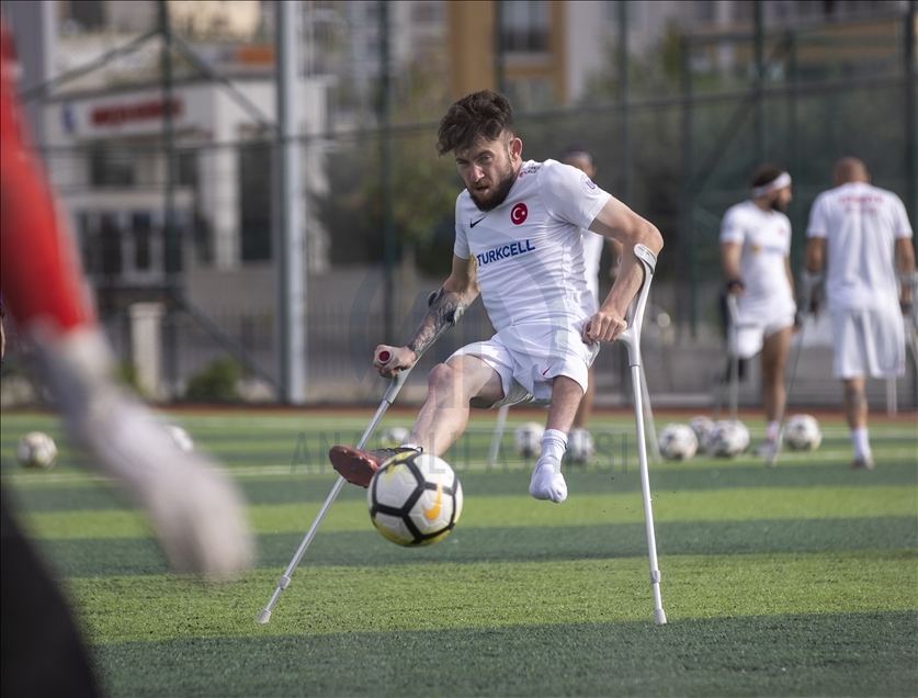 Ampute Futbol Milli Takımı Ankara'da Kampa Girdi - Anadolu Ajansı