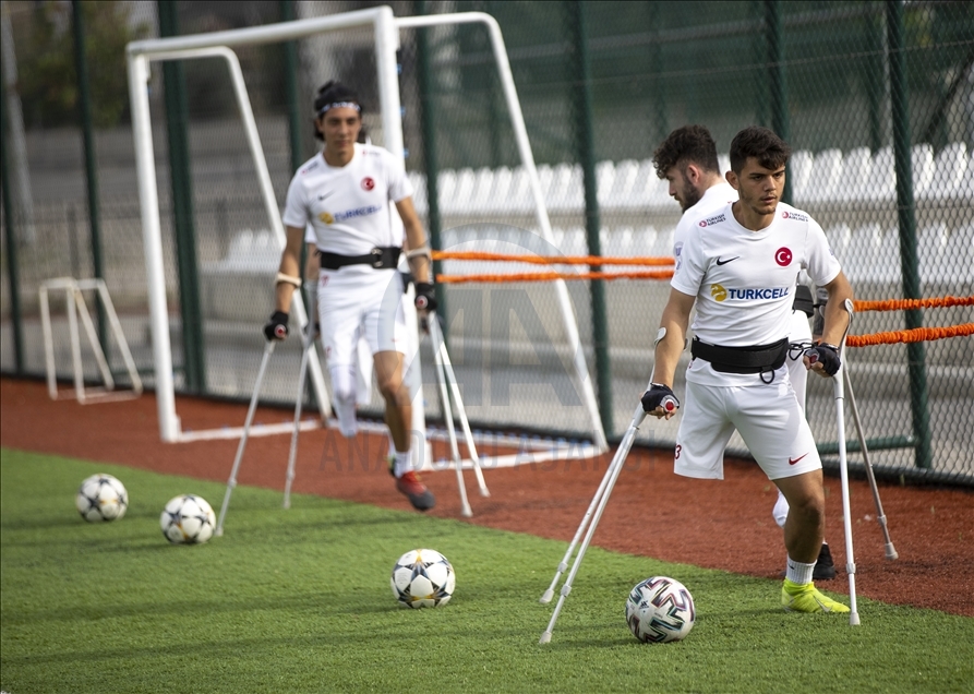 Ampute Futbol Milli Takımı Ankara'da Kampa Girdi - Anadolu Ajansı