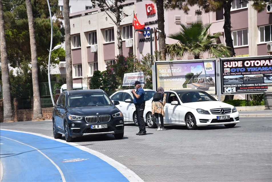 Turizm merkezleri Antalya ve Muğla'da "tam kapanma" sessizliği yaşanıyor