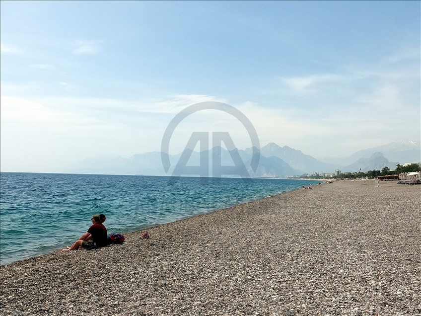 Turizm merkezleri Antalya ve Muğla'da "tam kapanma" sessizliği yaşanıyor