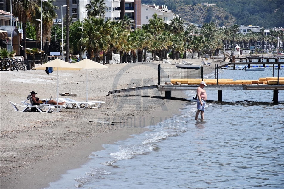 Turizm merkezleri Antalya ve Muğla'da "tam kapanma" sessizliği yaşanıyor