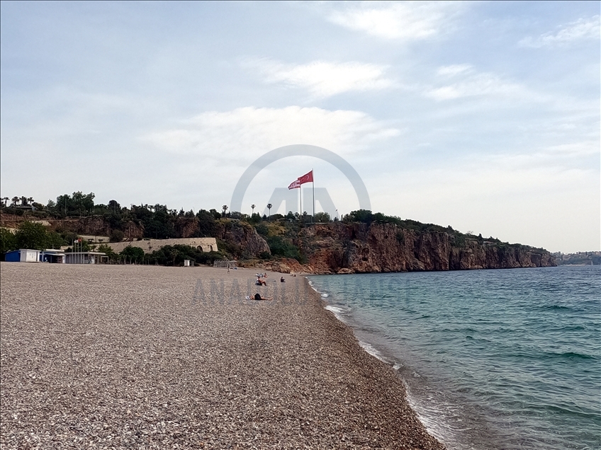 Turizm merkezleri Antalya ve Muğla'da "tam kapanma" sessizliği yaşanıyor