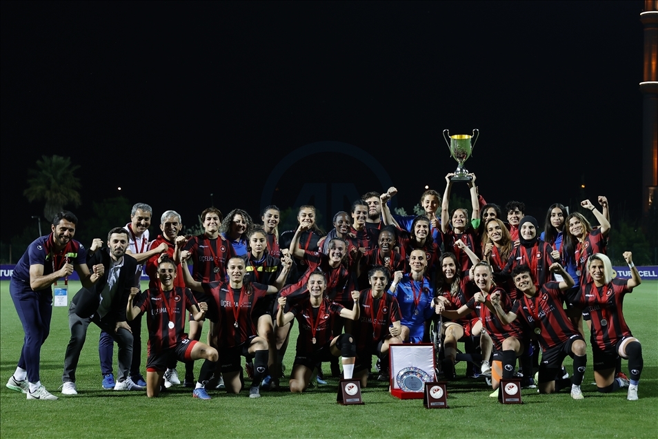 Turkcell Kadın Futbol Ligi'nde Fatih Vatanspor ikinci oldu
