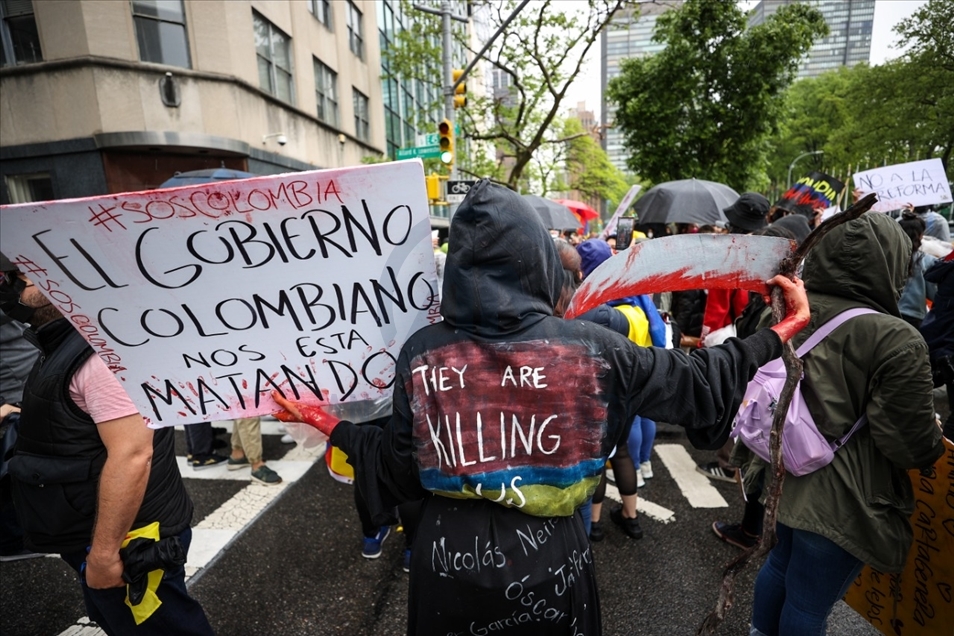 Así se manifestaron algunos colombianos frente a la sede de las Naciones Unidas en Nueva York