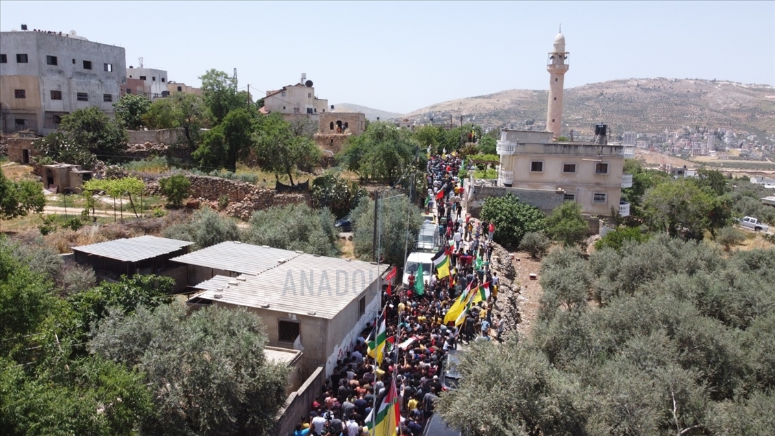 الضفة.. تشييع قاصر فلسطيني قتله الجيش الإسرائيلي