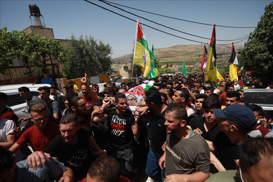 الضفة.. تشييع قاصر فلسطيني قتله الجيش الإسرائيلي