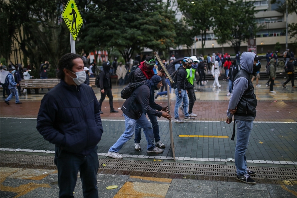 Kolombiya'daki vergi reformu karşıtı gösterilerde ölü sayısı 24'e yükseldi