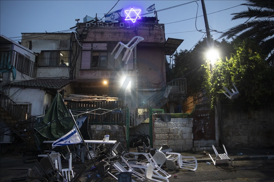 القدس.. مستوطنون يعتدون على موائد إفطار في "الشيخ جراح"