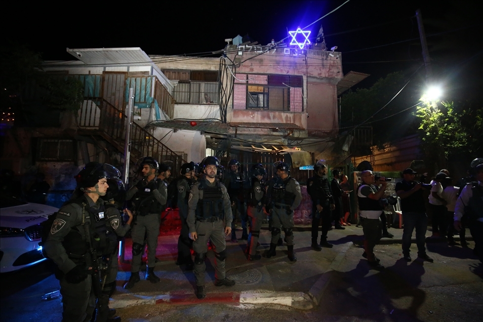 القدس.. إصابة 10 فلسطينيين بقمع إسرائيلي لاعتصام بـ"الشيخ جراح"