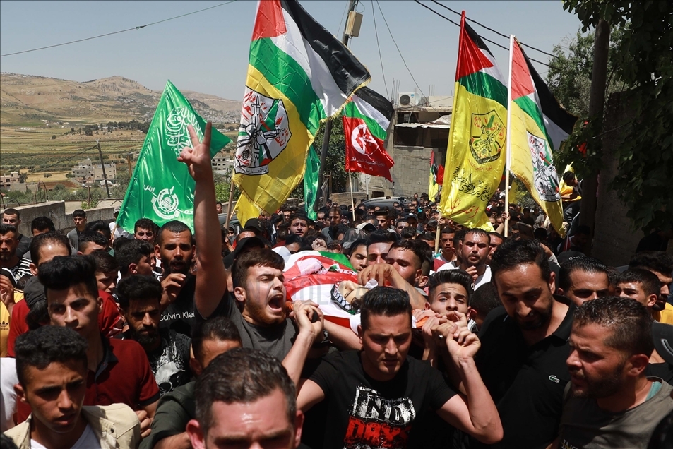 الضفة.. تشييع قاصر فلسطيني قتله الجيش الإسرائيلي