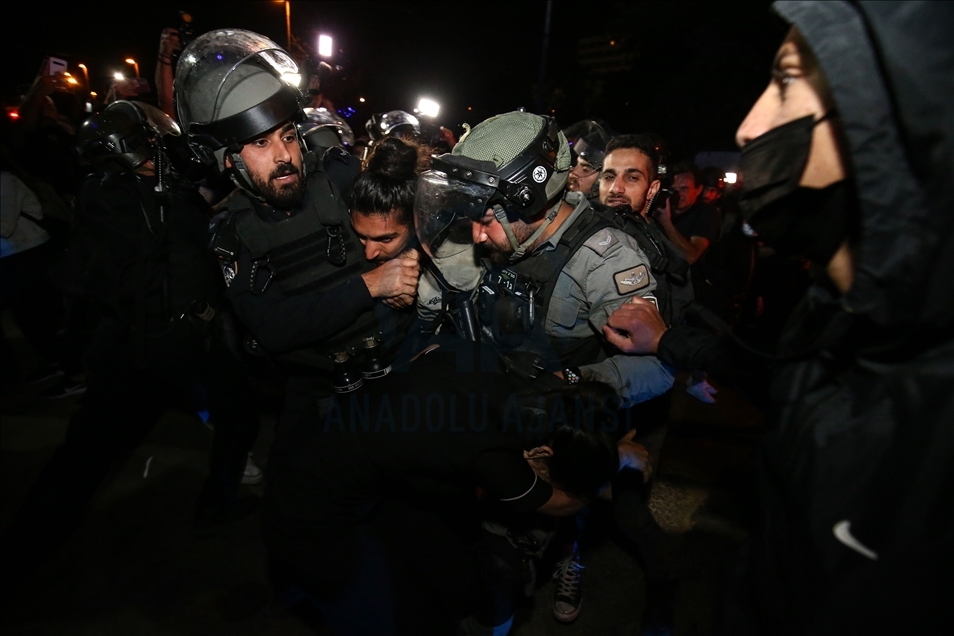 القدس.. إصابة 10 فلسطينيين بقمع إسرائيلي لاعتصام بـ"الشيخ جراح"
