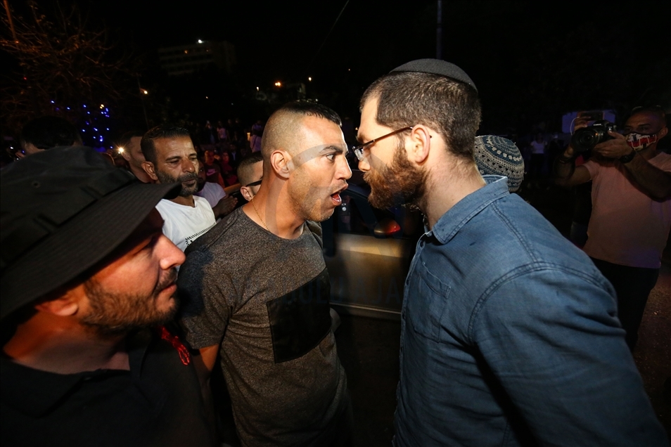 القدس.. إصابة 10 فلسطينيين بقمع إسرائيلي لاعتصام بـ"الشيخ جراح"