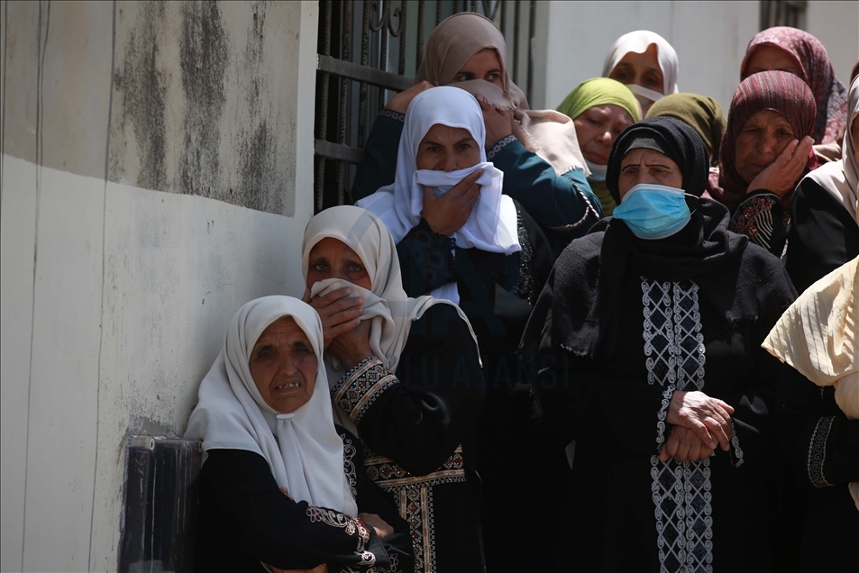 الضفة.. تشييع قاصر فلسطيني قتله الجيش الإسرائيلي