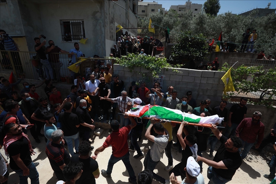 الضفة.. تشييع قاصر فلسطيني قتله الجيش الإسرائيلي