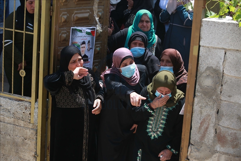 الضفة.. تشييع قاصر فلسطيني قتله الجيش الإسرائيلي