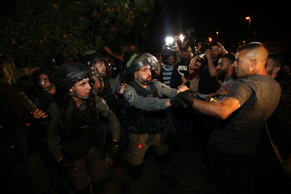 القدس.. إصابة 10 فلسطينيين بقمع إسرائيلي لاعتصام بـ"الشيخ جراح"