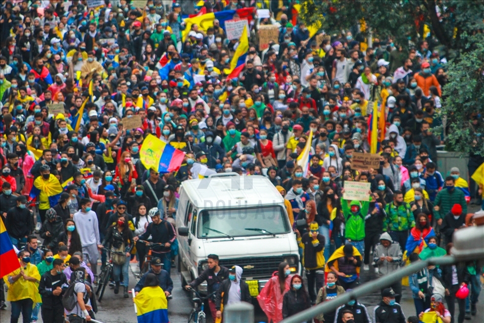 Tensions increase in Colombian protests
