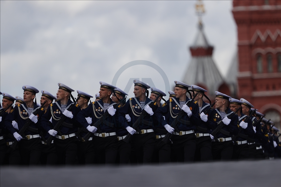 Генеральная репетиция военного парада прошла на Красной площади