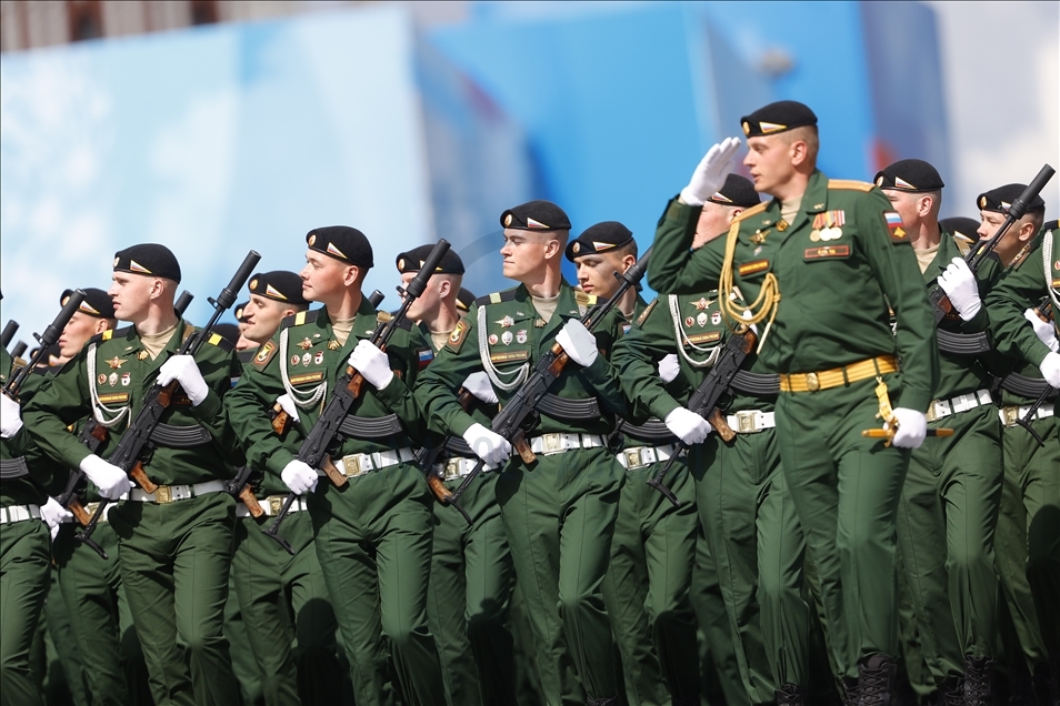 Генеральная репетиция военного парада прошла на Красной площади