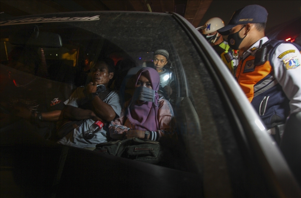 Indonesia resmi larang perjalanan mudik untuk mengekang penularan Covid-19