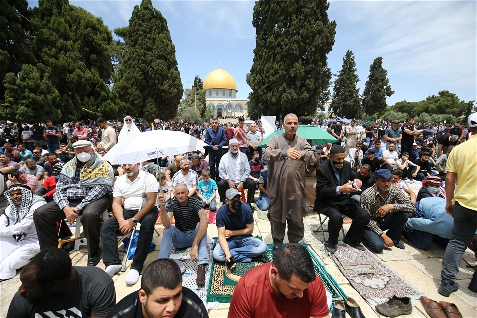 حدود 70 هزار فلسطینی نماز جمعه را در مسجدالاقصی ادا کردند