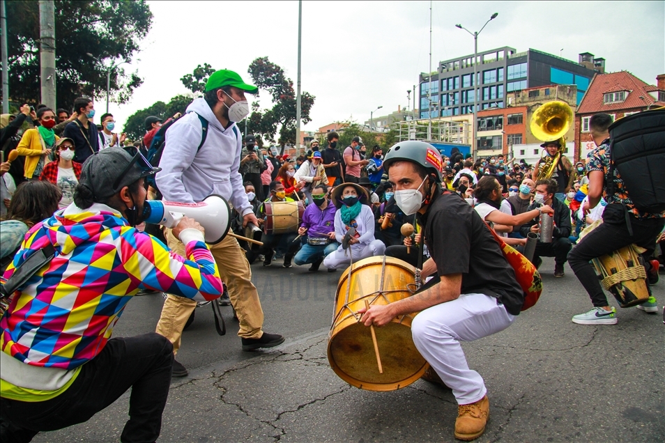 Tensions increase in Colombian protests