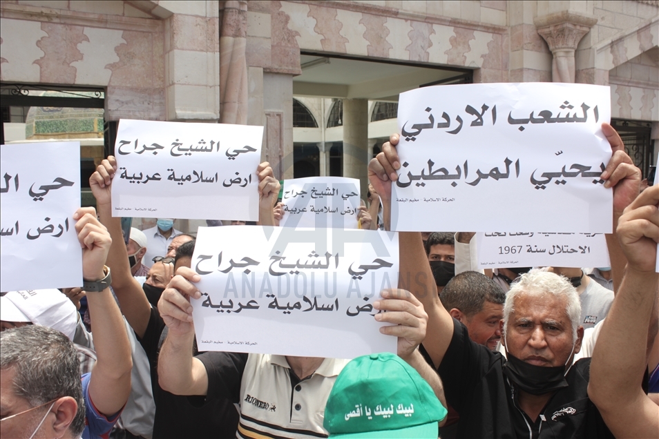 "القدس عنوان الصمود".. وقفة لمئات الأردنيين بالعاصمة عمان