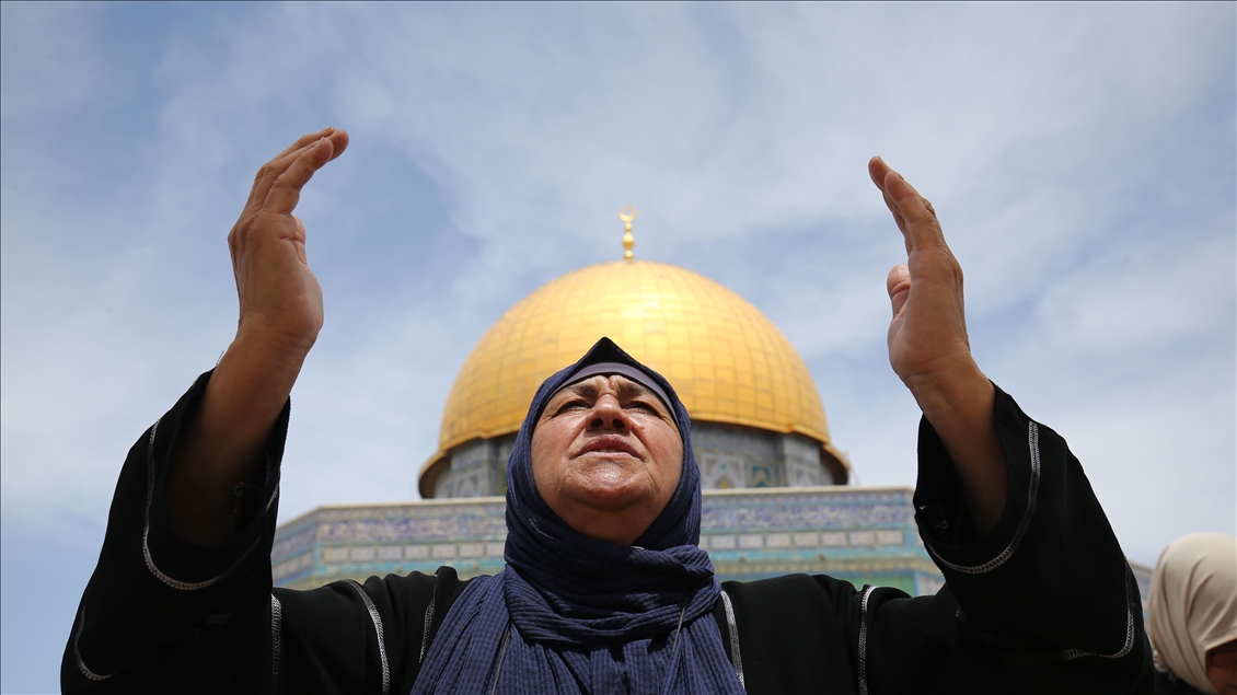 حدود 70 هزار فلسطینی نماز جمعه را در مسجدالاقصی ادا کردند