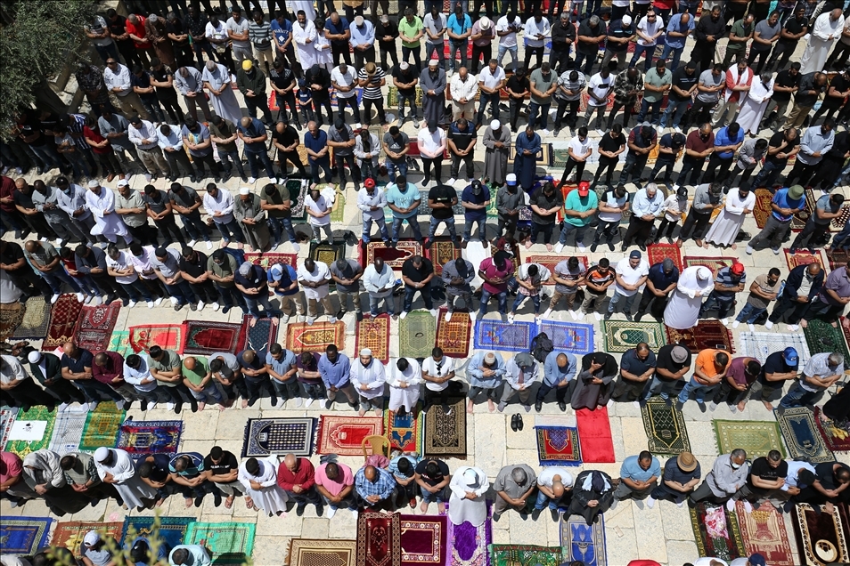 حدود 70 هزار فلسطینی نماز جمعه را در مسجدالاقصی ادا کردند
