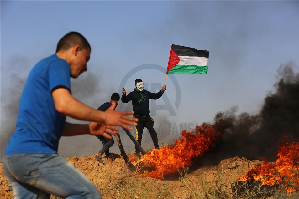 İsrail'in Kudüs'teki Filistinlilere yönelik saldırıları Gazze'de protesto edildi