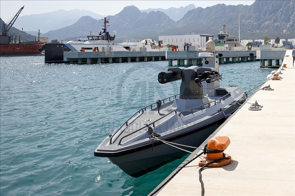 Turkey's first armed unmanned surface vessel prototype ready for missile launch