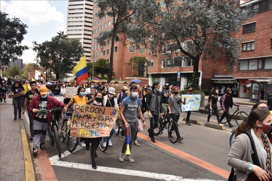 Kolombiya'da hükümet karşıtı protestolar 10. gününde devam ediyor
