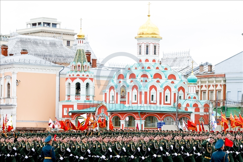 Desfile militar por el Día de la Victoria en Moscú