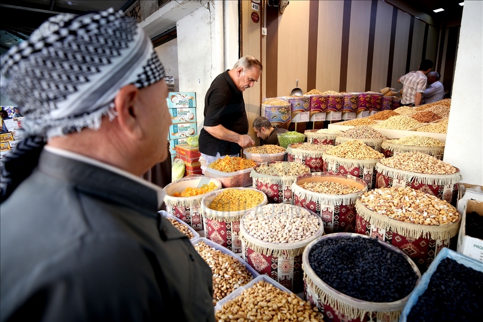 كۆرۆنا و قهیرانی دارایی رهونهقی جهژنیان نههێشت