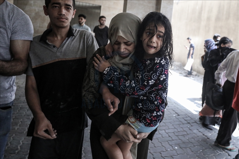 Israël bombarde nombreux endroits à Gaza sous blocus