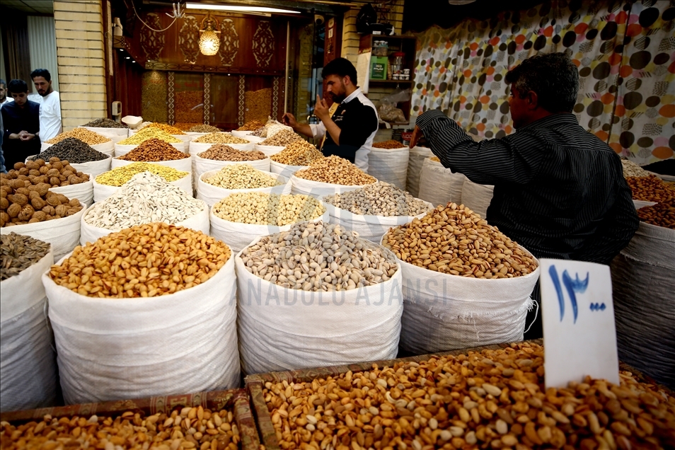 كۆرۆنا و قهیرانی دارایی رهونهقی جهژنیان نههێشت