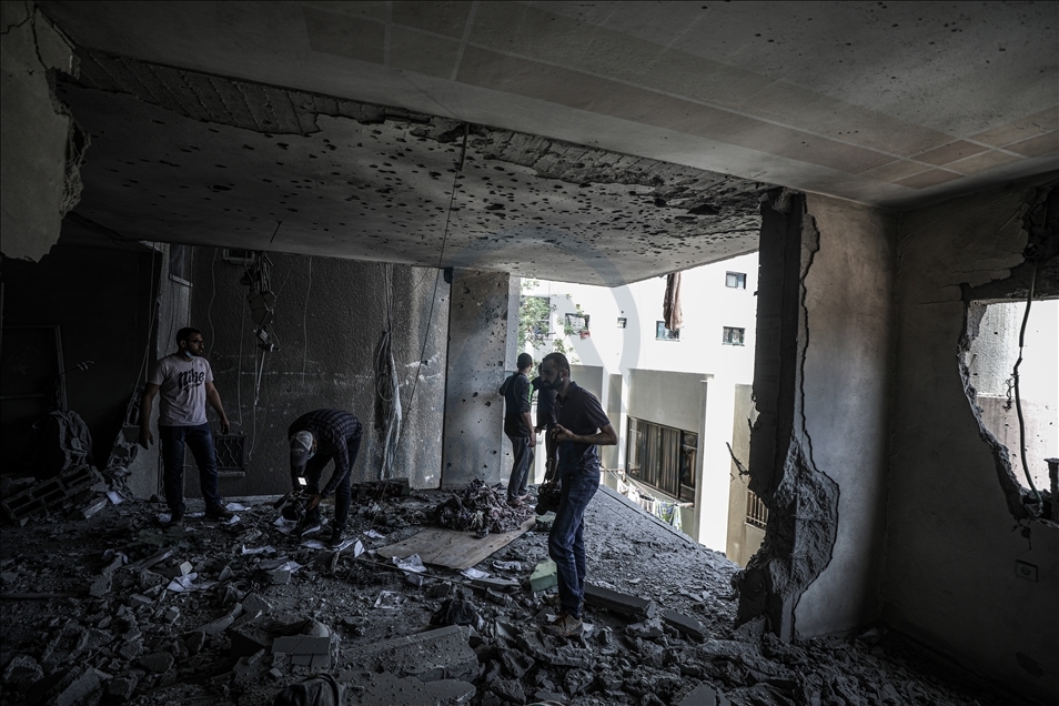 Israël bombarde nombreux endroits à Gaza sous blocus