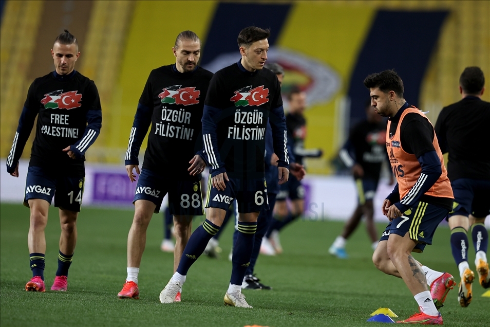 Fenerbahçe-Sivasspor maçında Filistin unutulmadı