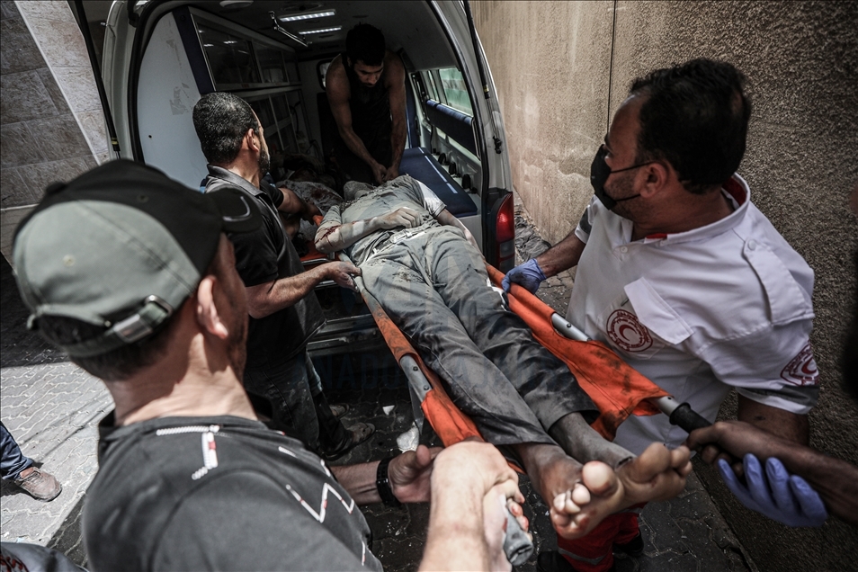 Israël bombarde nombreux endroits à Gaza sous blocus