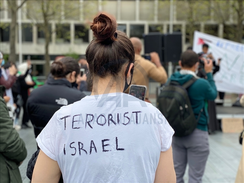 Hollanda'da İsrail’in Filistinlilere yönelik saldırıları protesto edildi