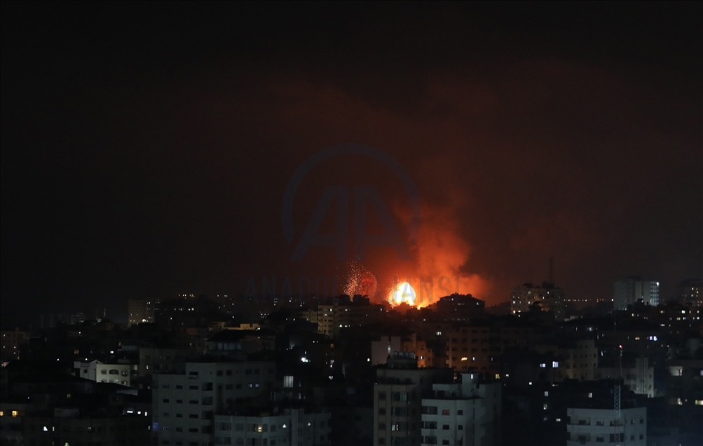 Airstrikes from Israel to Gaza Strip