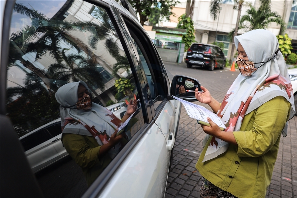 Zakat fitrah dengan layanan drive-thru