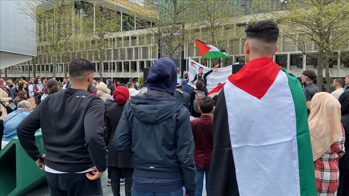 Hollanda'da İsrail’in Filistinlilere yönelik saldırıları protesto edildi