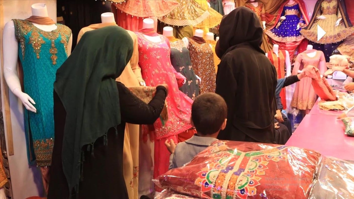مردم افغانستان در سایه ناامنی آماده استقبال از عید فطر می‌شوند